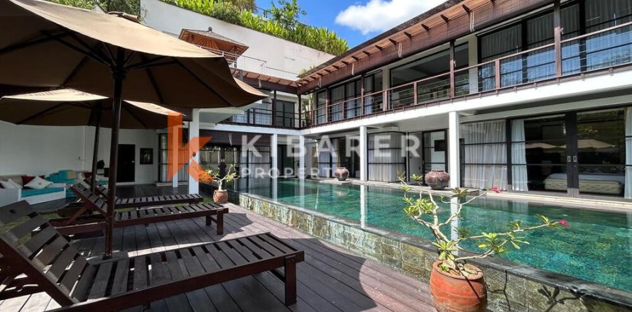 4 bedrooms Villa in Jimbaran, Badung, Bali (12782)