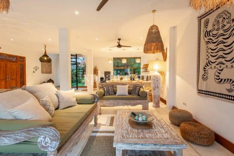 4 bedrooms Villa in Tampaksiring, Gianyar, Bali (5908) 13