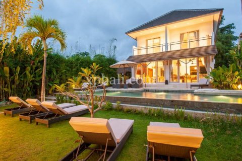 Vila 4 kamar tidur di Tampaksiring, Gianyar, Bali (5908)