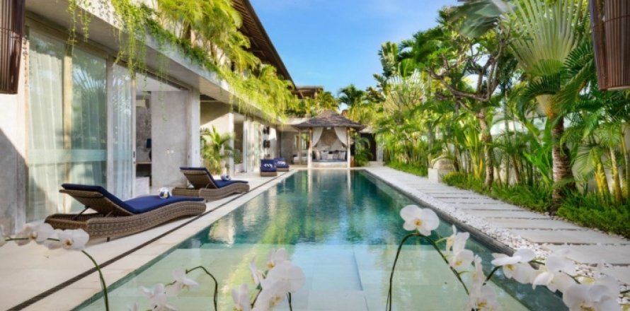 Vila 4 kamar tidur di Canggu, Badung, Bali (1445)