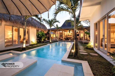 Vila 5 kamar tidur di Seminyak, Badung, Bali (9238)