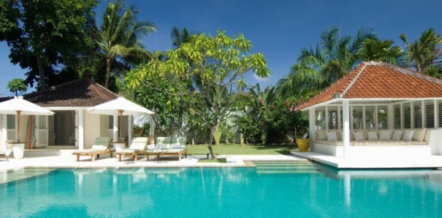 Vila 5 kamar tidur di Seminyak, Badung, Bali (1249)