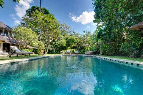 Vila 5 kamar tidur di Seminyak, Badung, Bali (1248)
