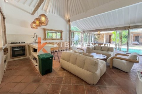 3 bedrooms Villa in Kerobokan, Badung, Bali (12820) 6