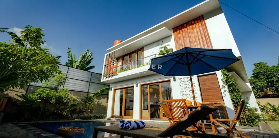 4 bedrooms Villa in Mengwi, Badung, Bali (12824)