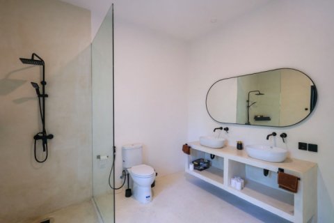 4 bedrooms Villa in Canggu, Badung, Bali (8184) 16