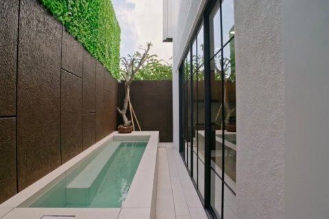 Vila 4 kamar tidur di Kerobokan, Badung, Bali (11746)