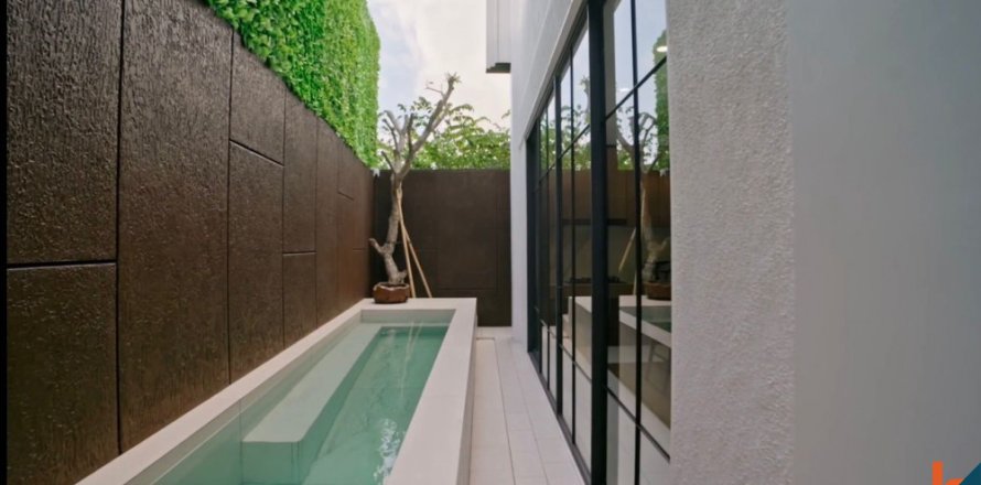 4 bedrooms Villa in Kerobokan, Badung, Bali (11746)