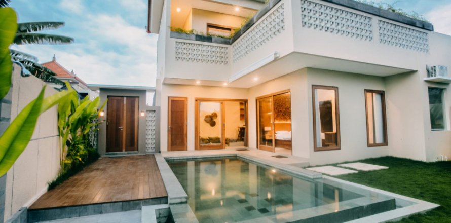 3 bedrooms Villa in Tumbak Bayuh, Mengwi, Badung, Bali (11745)