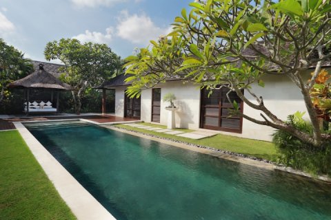Vila 2 kamar tidur di Seminyak, Badung, Bali (1563)