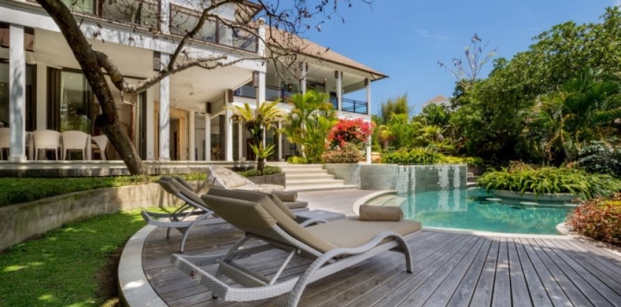 3 bedrooms Villa in South Kuta, Badung, Bali (1559)