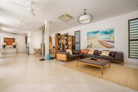 3 bedrooms Villa in South Kuta, Badung, Bali (1559) 10