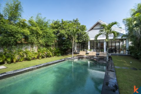 Vila 4 kamar tidur di Badung, Bali (11712)