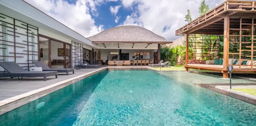4 bedrooms Villa in Ubud, Gianyar, Bali (11173)
