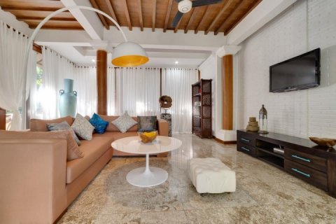2 bedrooms Villa in Seminyak, Badung, Bali (2223) 17