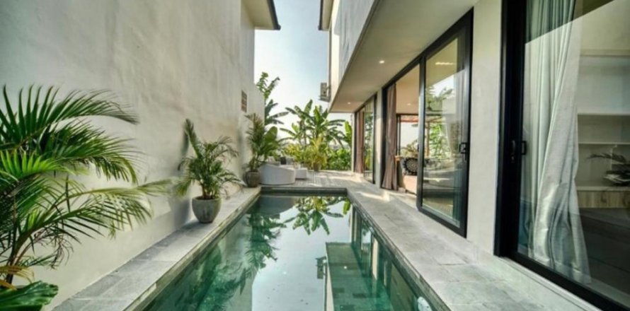 4 bedrooms Villa in Canggu, Badung, Bali (12019)