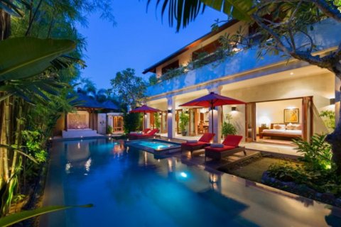 Vila 3 kamar tidur di Seminyak, Badung, Bali (12020)