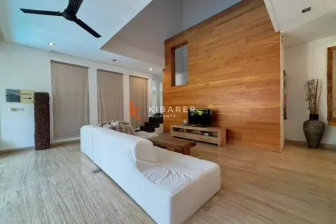 Вилла с 3 спальнями в Керобокан, Бадунг, Бали (10740) 6