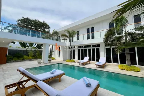 Vila 4 kamar tidur di Pererenan, Mengwi, Badung, Bali (13387)
