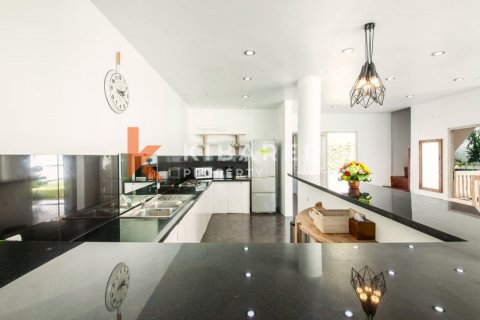 4 bedrooms Villa in Kerobokan, Badung, Bali (13389) 7