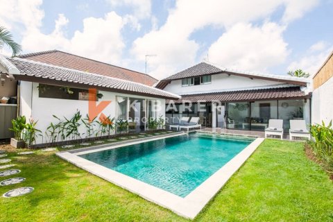 Vila 4 kamar tidur di Kerobokan, Badung, Bali (13389)