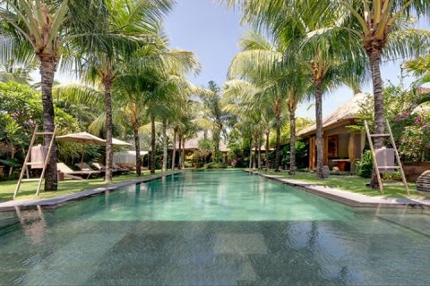 Vila 5 kamar tidur di Seminyak, Badung, Bali (1182)