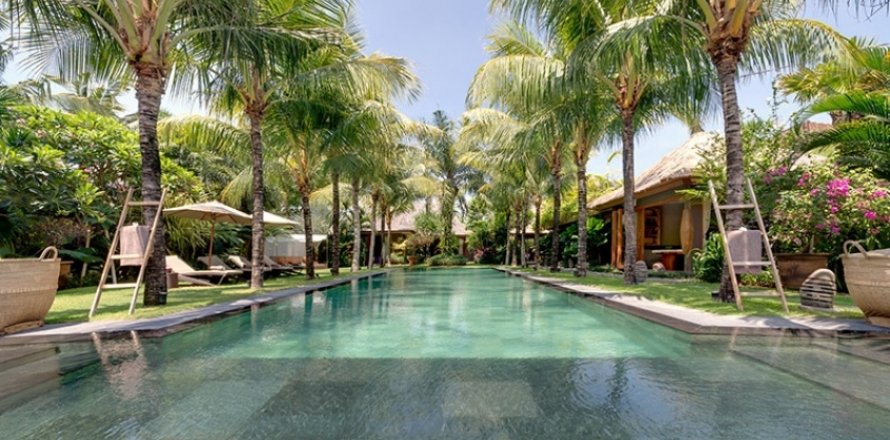 Vila 5 kamar tidur di Seminyak, Badung, Bali (1182)