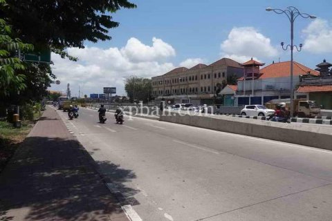 2500m2 Land in Kuta, Badung, Bali (962) 13