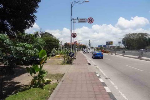 2500m2 Land in Kuta, Badung, Bali (962) 11
