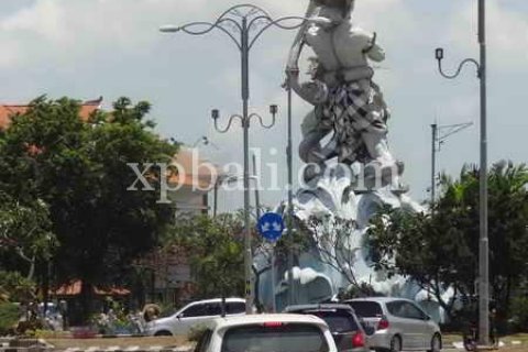 2500m2 Land in Kuta, Badung, Bali (962) 7