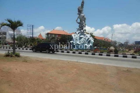 Tanah kavling 2500m2 di Kuta, Badung, Bali (962)