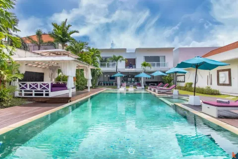 4 bedrooms Villa in Kerobokan, Badung, Bali (10977) 8