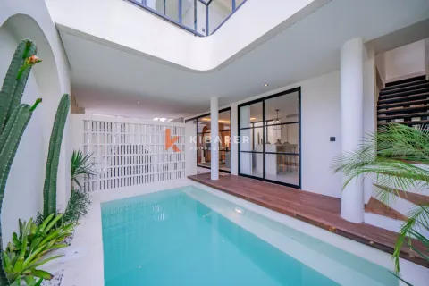 Vila 2 kamar tidur di Seminyak, Badung, Bali (13751)