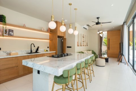 Vila 4 kamar tidur di Canggu, Badung, Bali (15845) 4