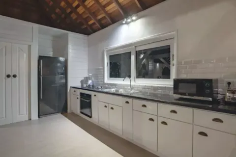 3 bedrooms Villa in Tibubeneng, Badung, Bali (11008) 14