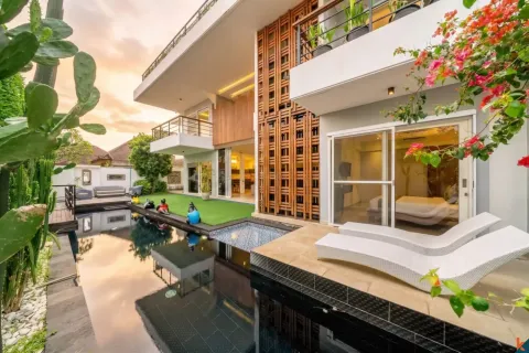4 bedrooms Villa in Denpasar, Bali (11009) 2