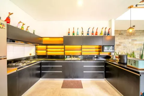 4 bedrooms Villa in Denpasar, Bali (11009) 13