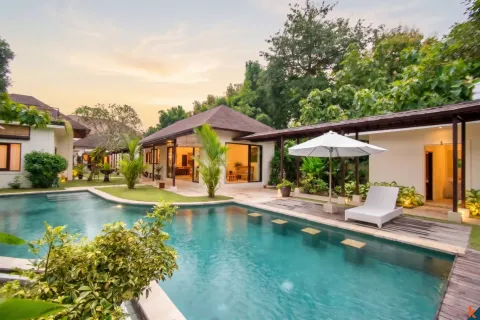 Vila 5 kamar tidur di Jimbaran, Badung, Bali (10808)