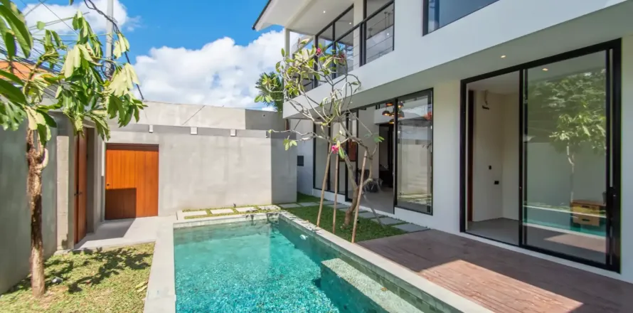 2 bedrooms Villa in Badung, Bali (10807)