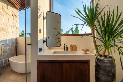 4 bedrooms Villa in Tibubeneng, Badung, Bali (10809) 20