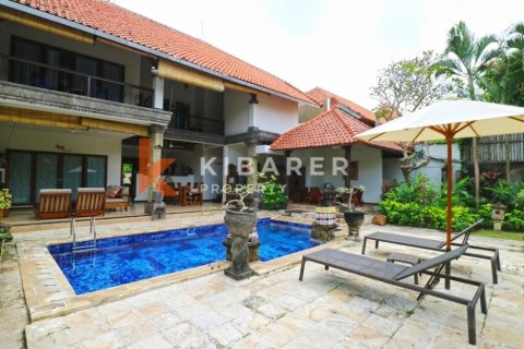 Vila 3 kamar tidur di Kerobokan, Badung, Bali (13696)
