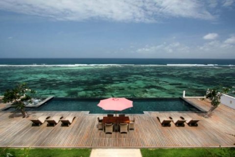 Vila 4 kamar tidur di Nusa Dua, Badung, Bali (1122)