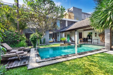 Vila 2 kamar tidur di Seminyak, Badung, Bali (2034)