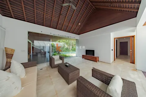 Vila 3 kamar tidur di Tibubeneng, Badung, Bali (14068) 7