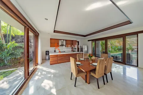 Vila 3 kamar tidur di Tibubeneng, Badung, Bali (14068) 5