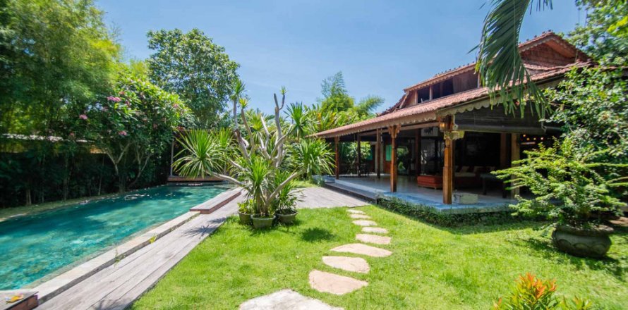 4 bedrooms Villa in Badung, Bali (11128)