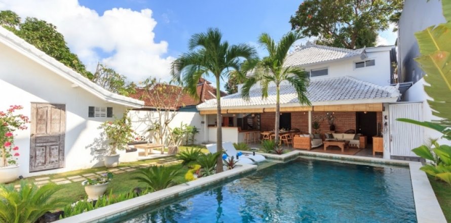 3 bedrooms Villa in Seminyak, Badung, Bali (1890)