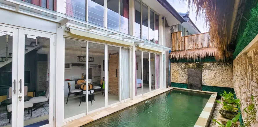 2 bedrooms Villa in Kerobokan, Badung, Bali (11429)