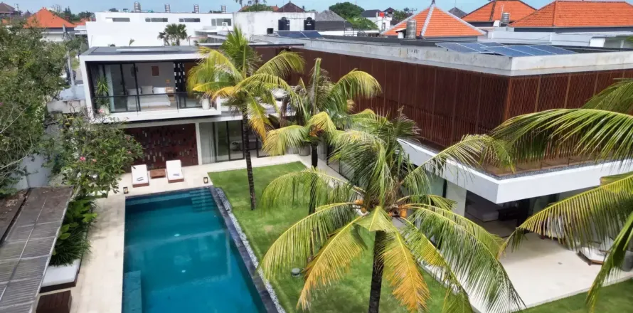 4 bedrooms Villa in Kerobokan, Badung, Bali (11432)