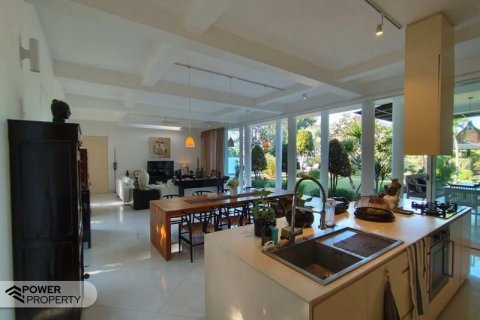 4 bedrooms Villa in Jimbaran, Badung, Bali (8504) 3